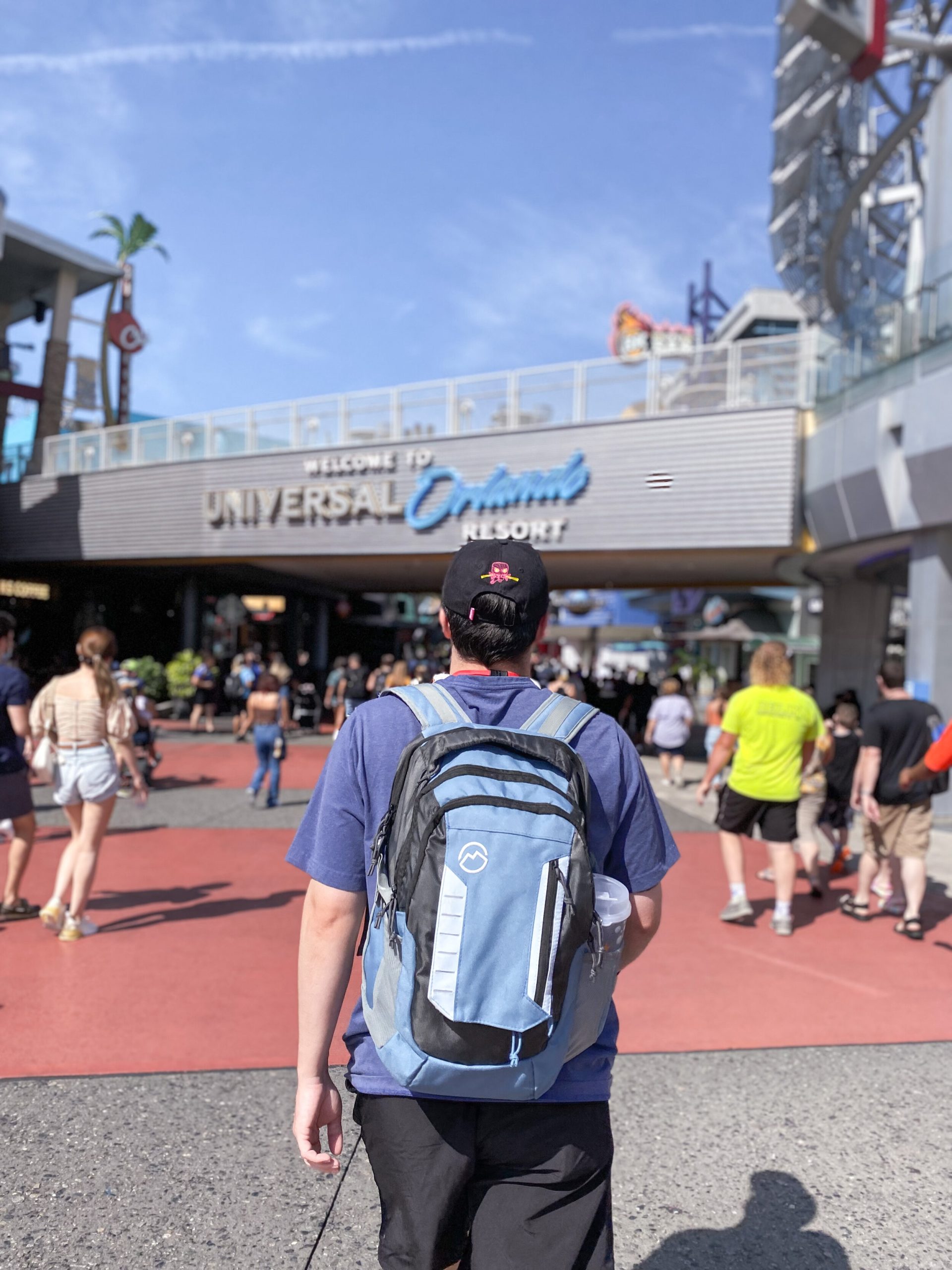 Can i bring a backpack to universal studios